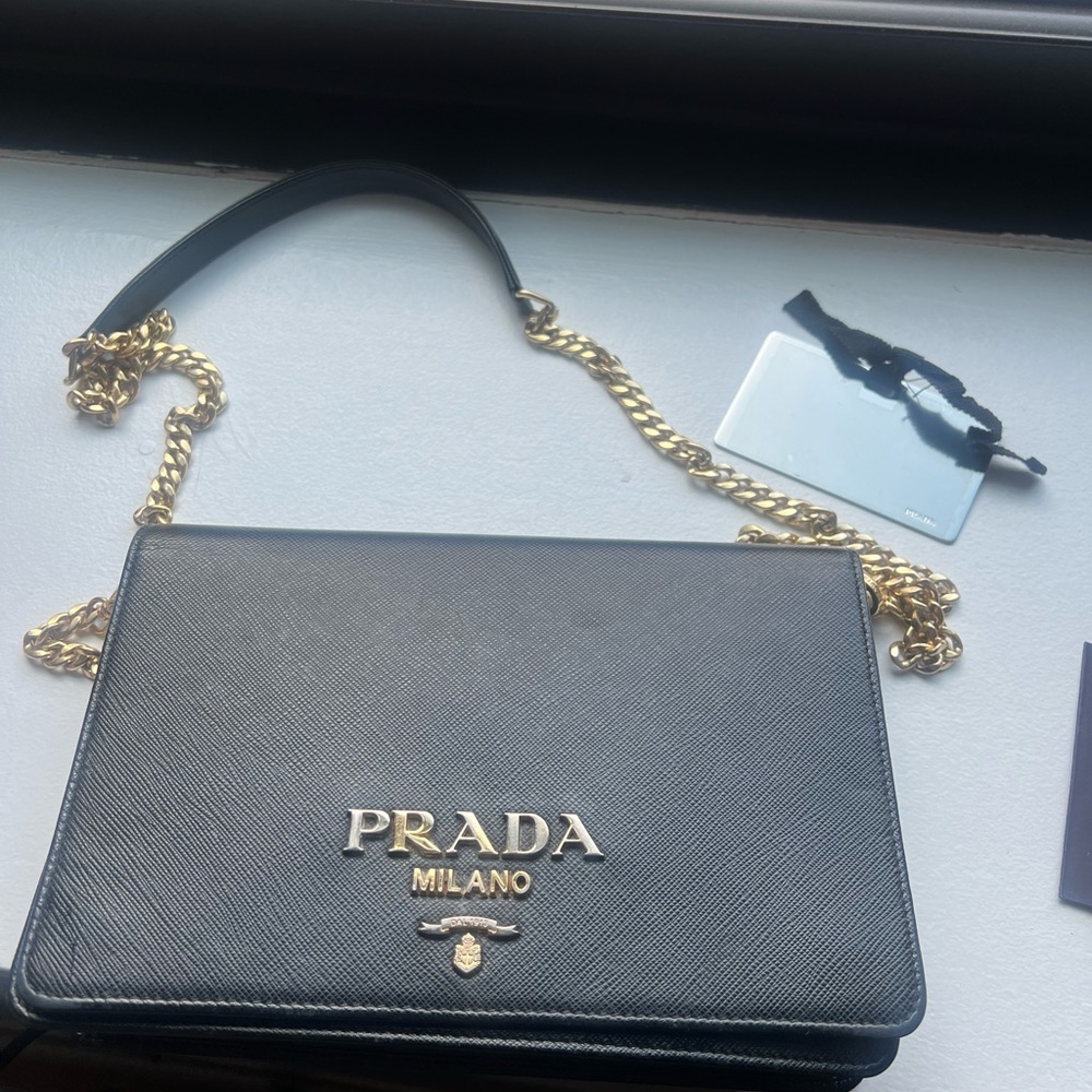 PRADA
Brand-plaque mini Saffiano-leather cross-body bag - Picture 5 of 12